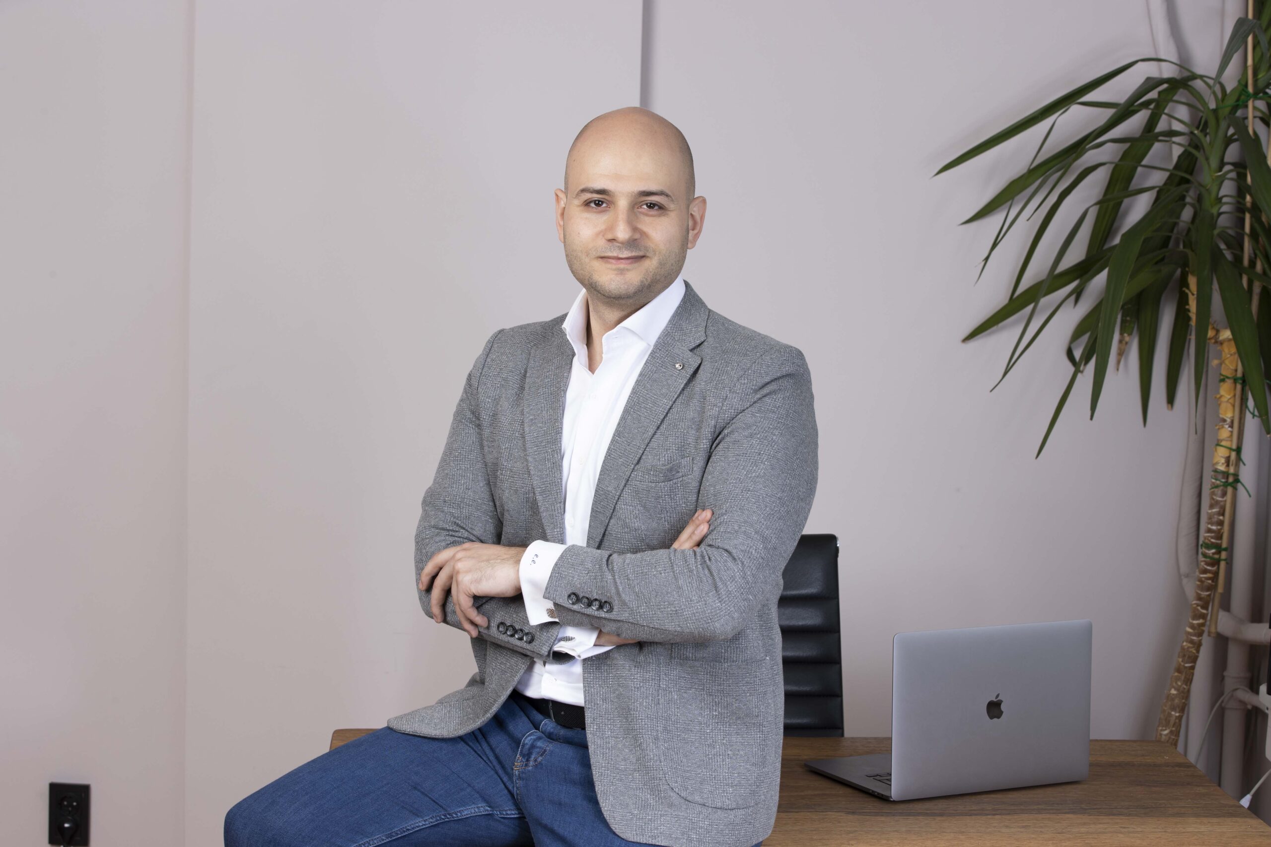 Dr. Ertunç Ererdi